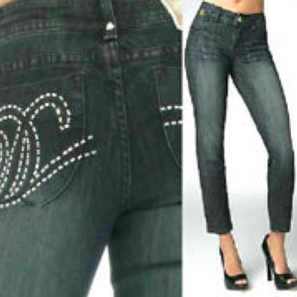 NEW Dereon Y2K Dare Denim Cropped LOGO Ankle Capri Jean 5 / 6 - Picture 3 of 17